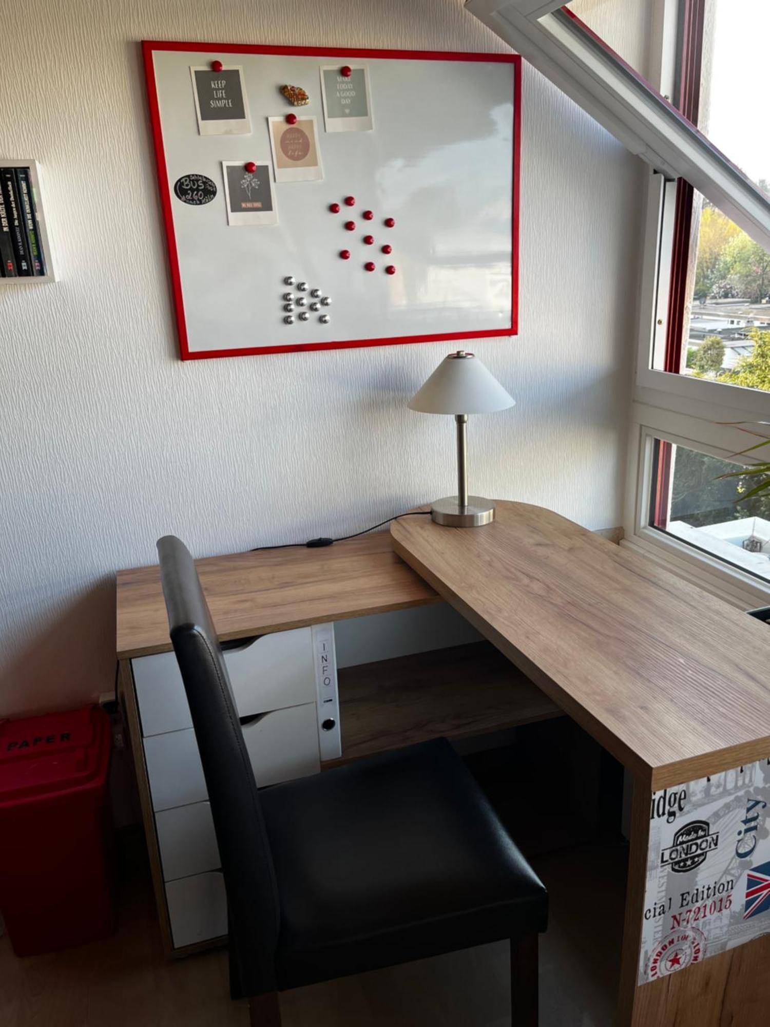 Gemuetliche, Ganze Wohnung In Ruhiger, Zentraler Lage 레버쿠젠 외부 사진